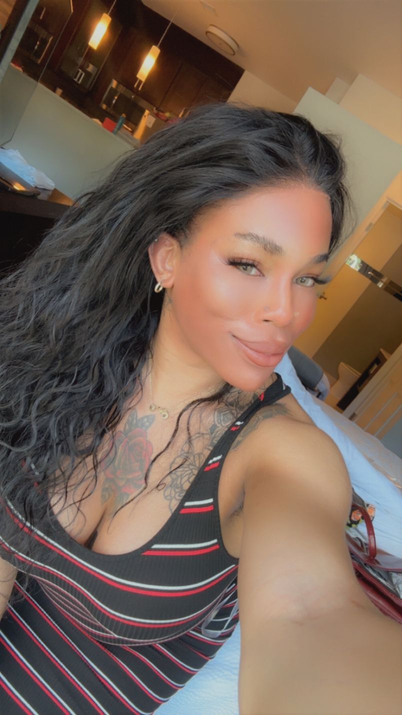 Prettyeyegyal  Nashua 2