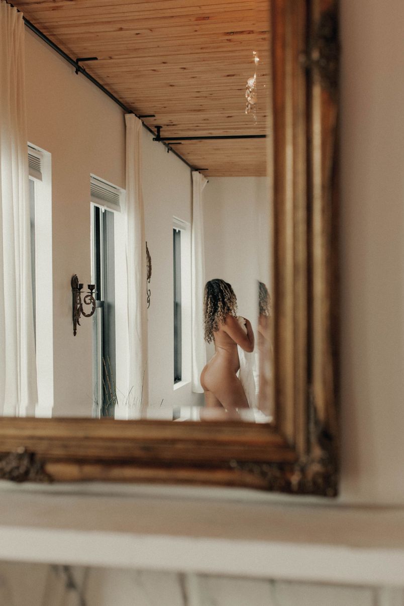 Melanie Rose 6