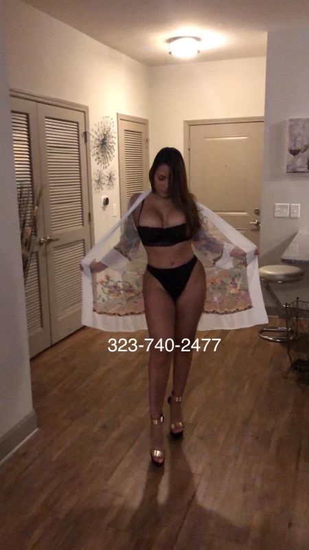 Camila Sexy Hot Curvy 6