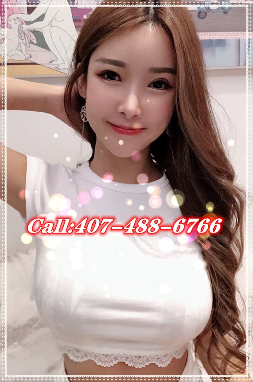Four Hands Massage 1