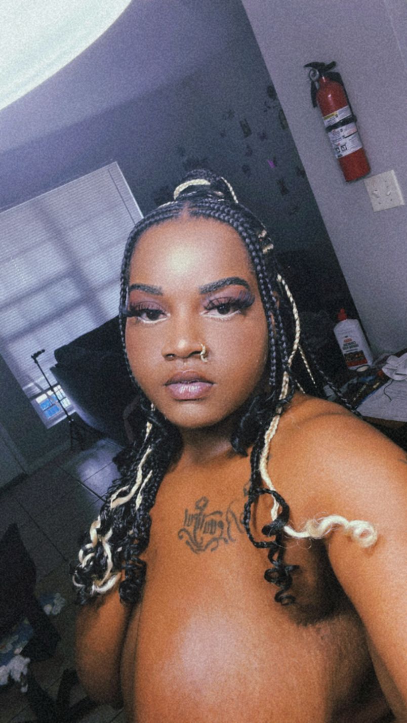 Milkinggoddesss 7