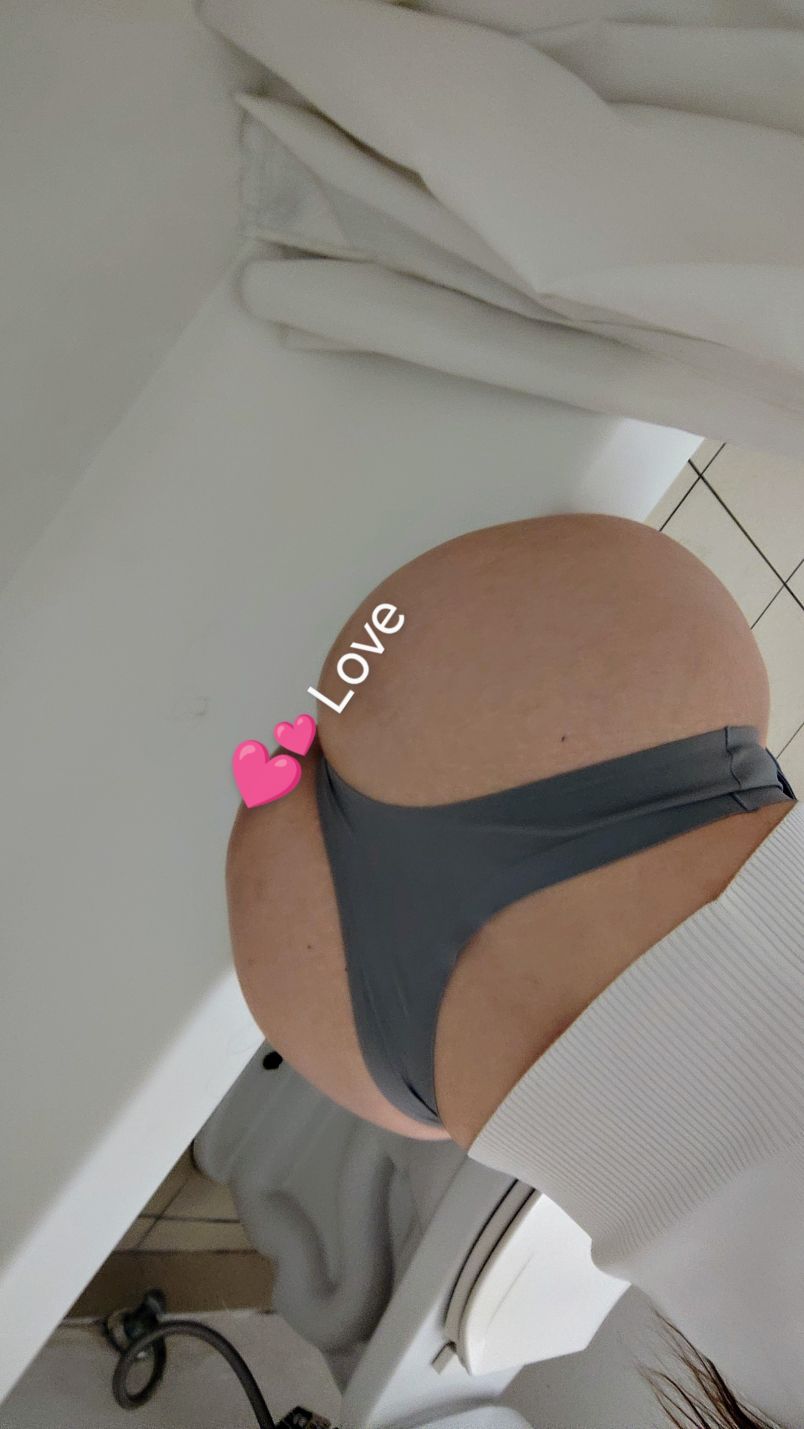Vanessa 4
