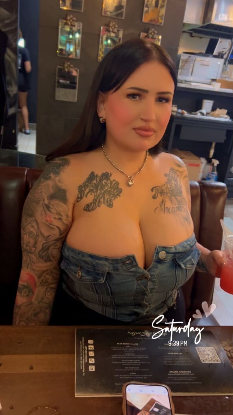 Sexy Lexy 12