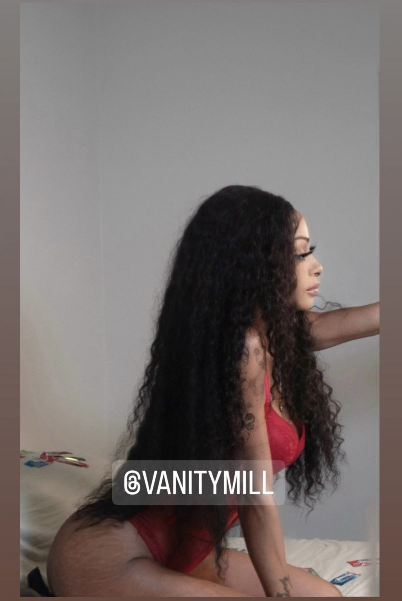 Vanity 7