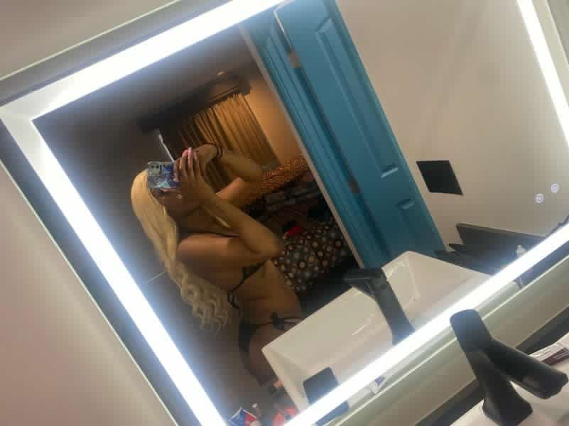 Lovelylaay 2