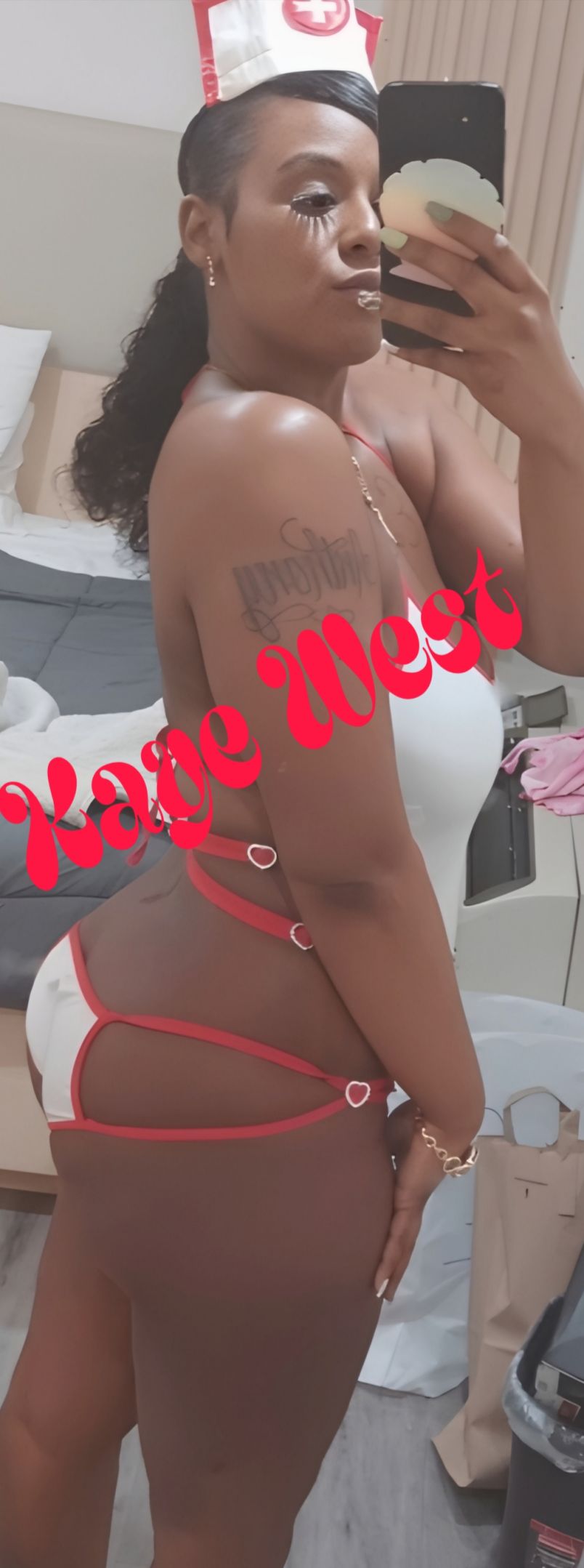 Kaye West 6