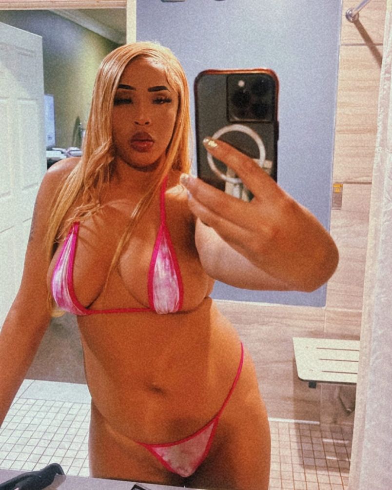 Camilaa 8