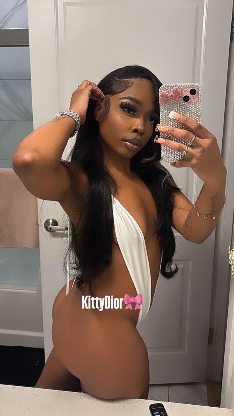 Kitty Dior 6