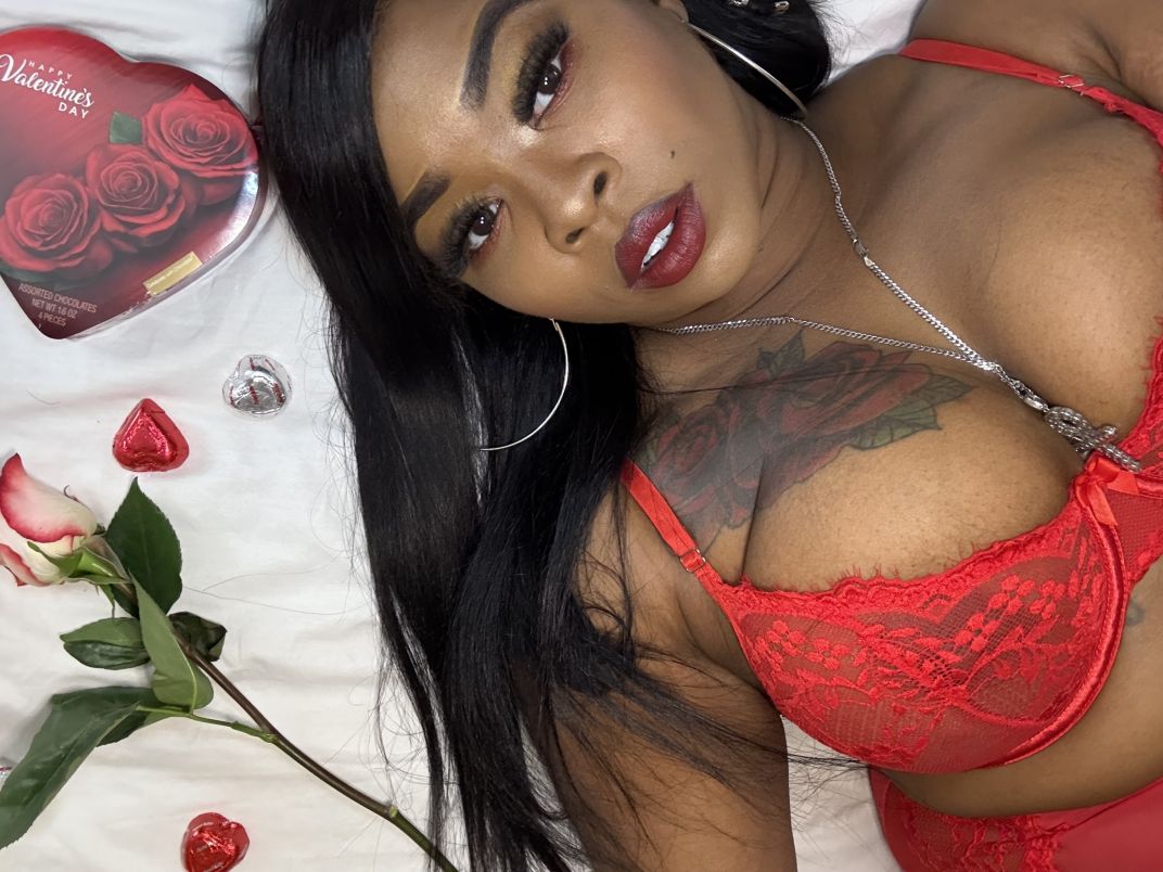 Monicaluv 5