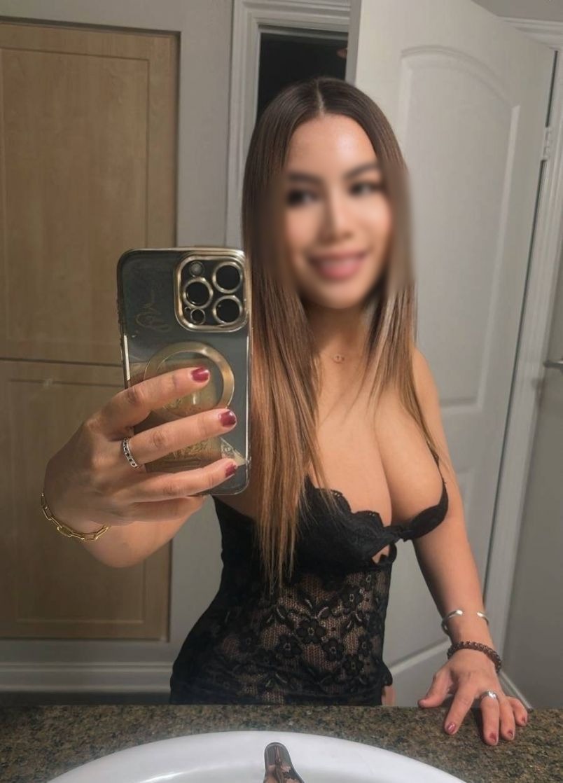 Nadia 4
