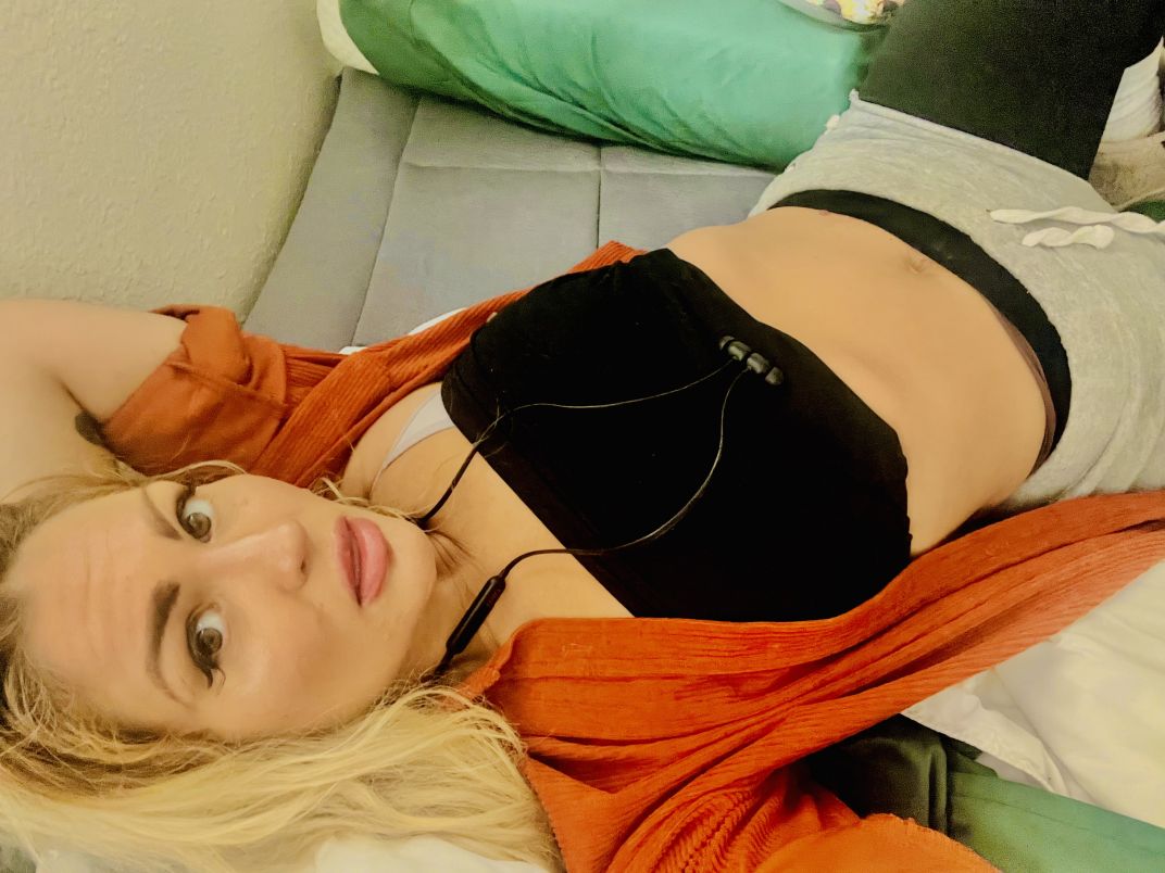 Scarlet 5