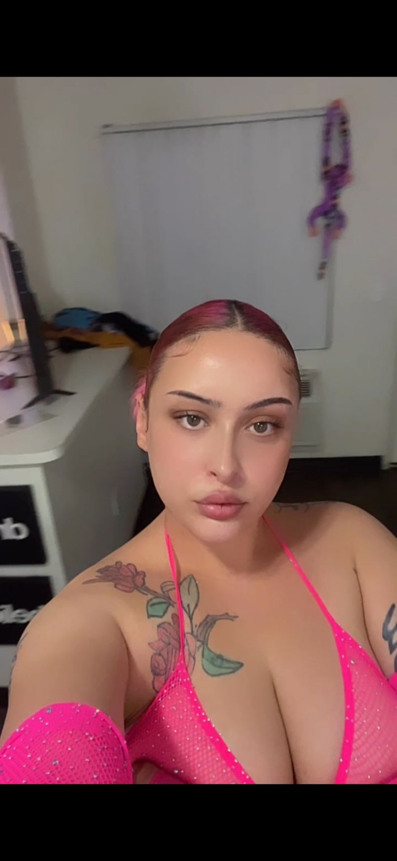 Rose - 5 Pictures - 702-327-8671 - AdultLook