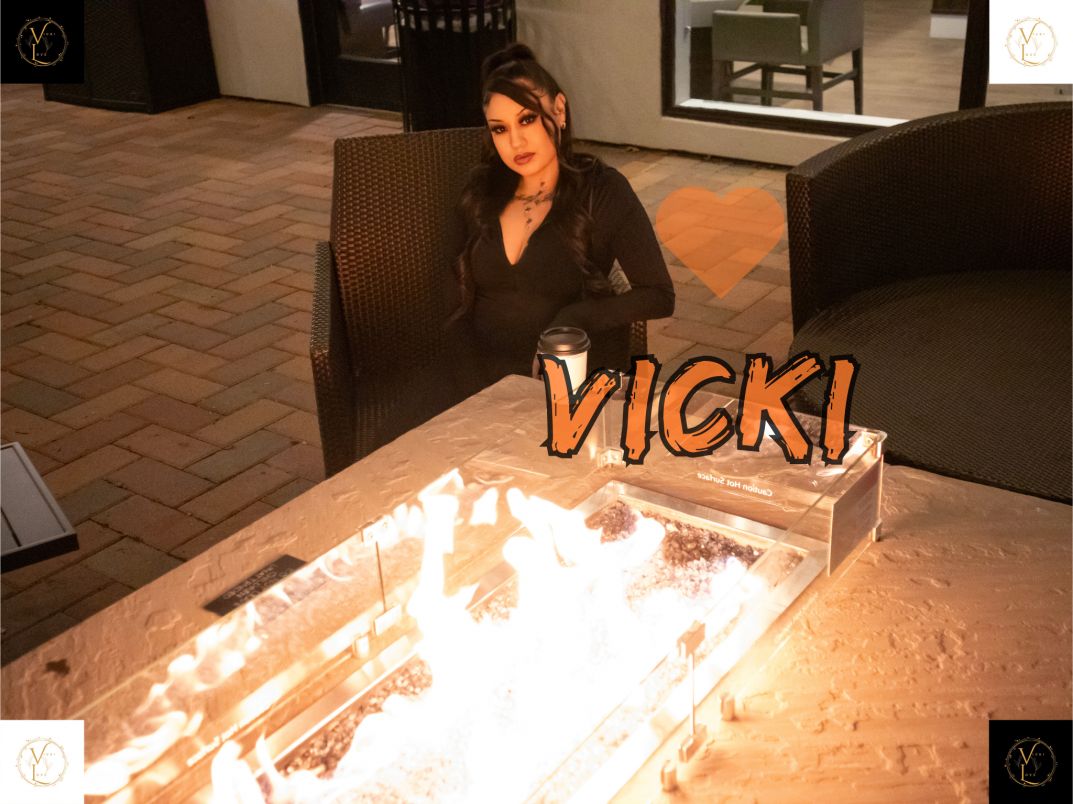 Vicki Starr 7