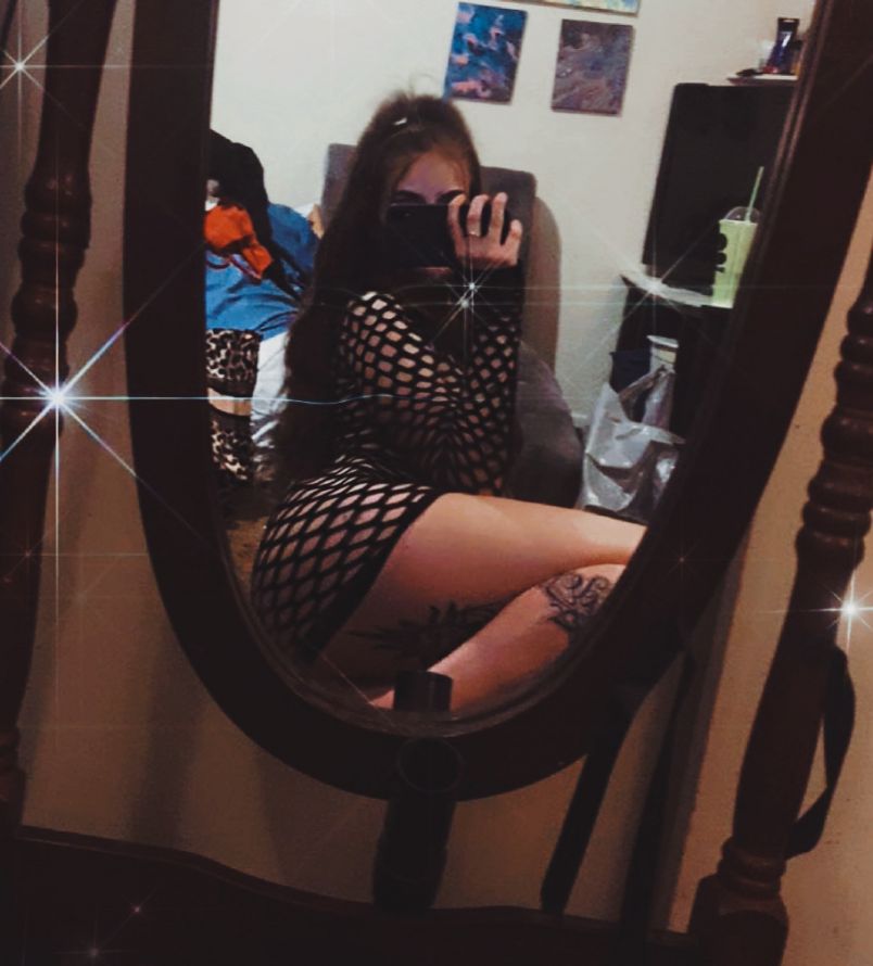 Demi Dior 4