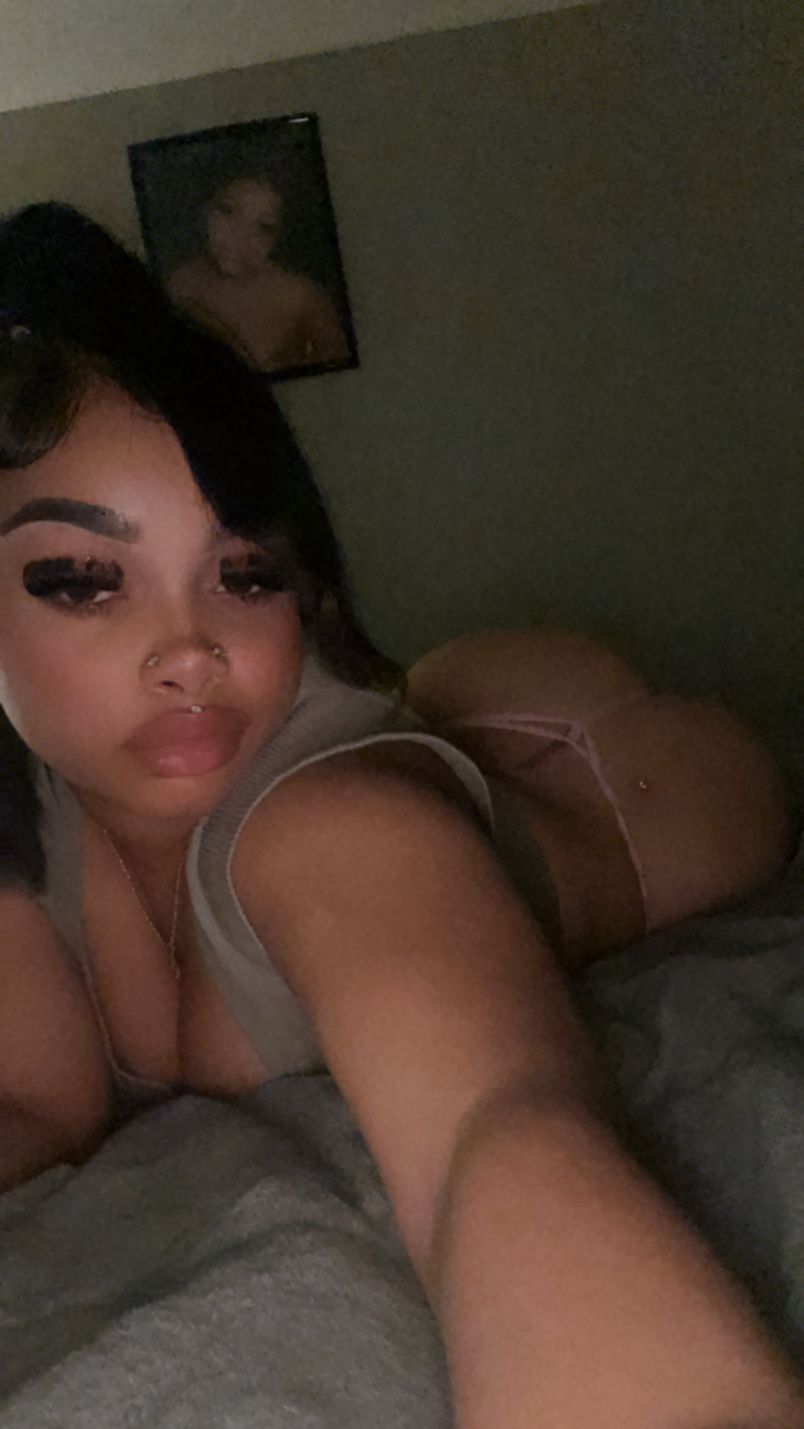 Chloe 6