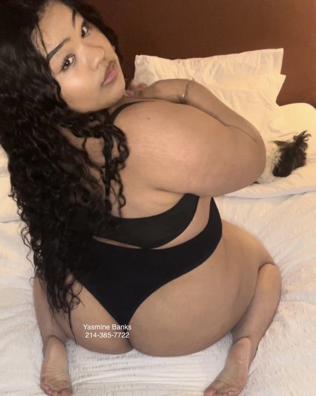 Yasmine Banks 11