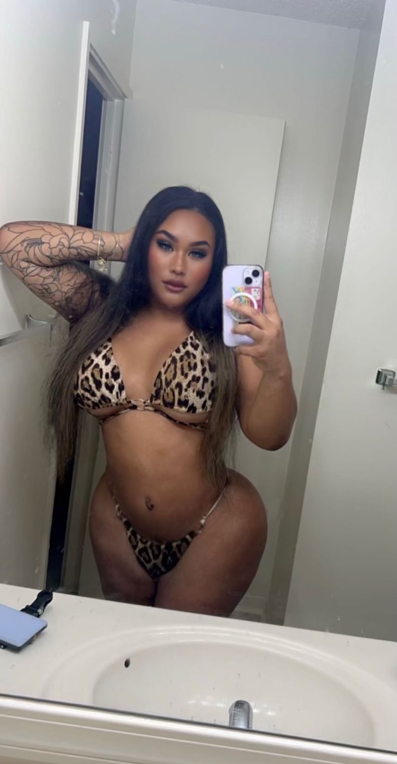 Kaui With The Body 5