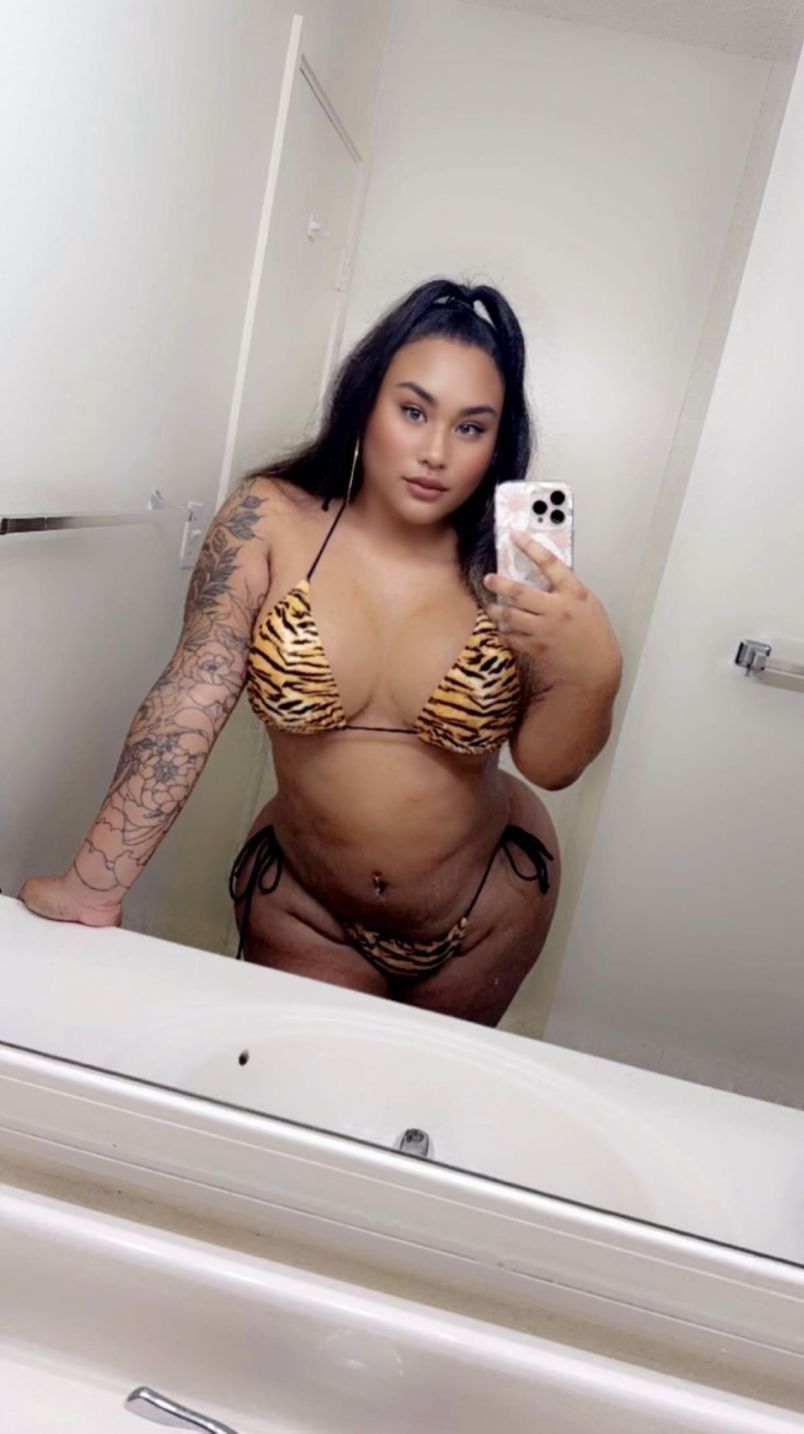 Kaui With The Body 8