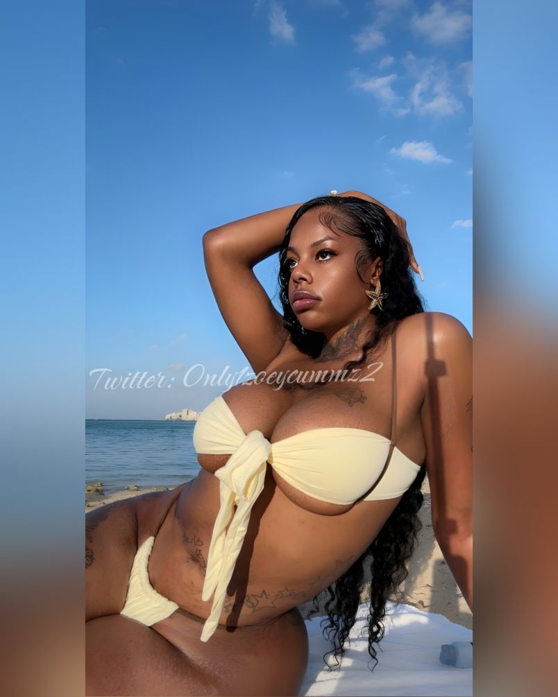 Zoey Cummz 3