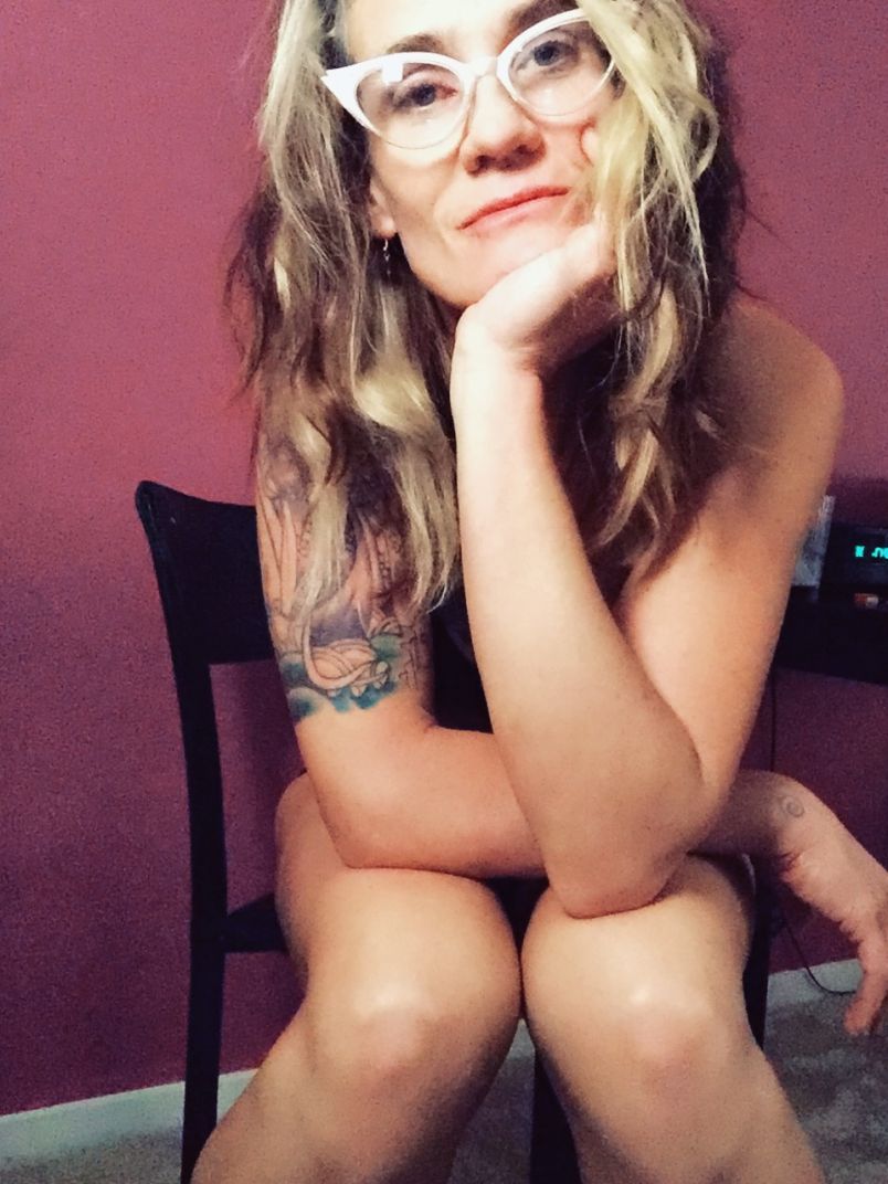 Ava 3