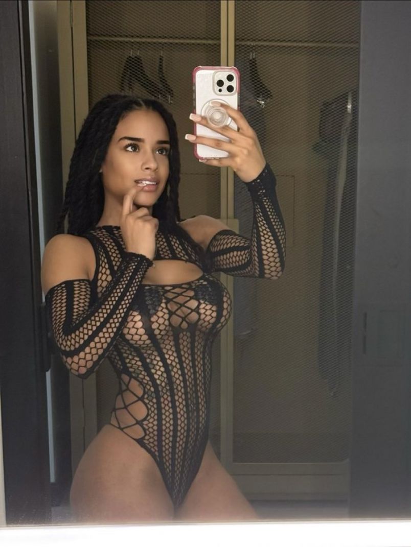 Ava 1