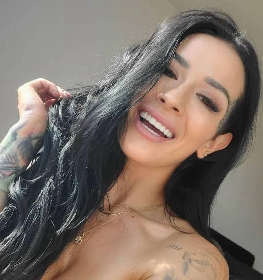 Clara 6