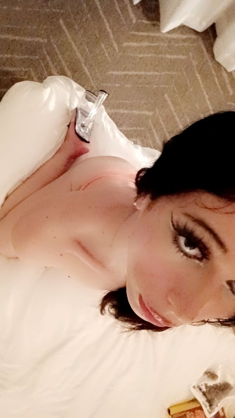 Shay  Hosting Mccully 1