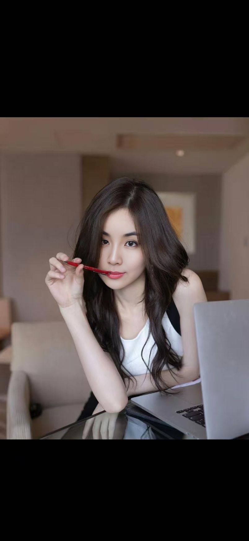 Leah Zee 3