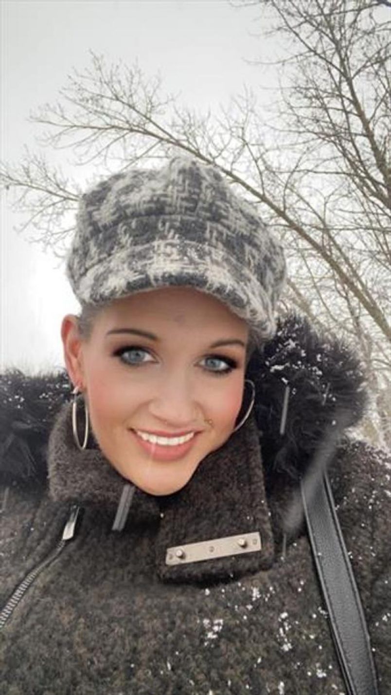 403-604-9727 images photos